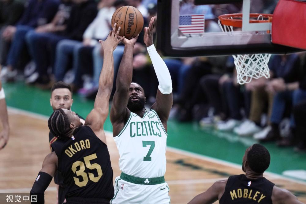 无数球迷的 无数球迷的